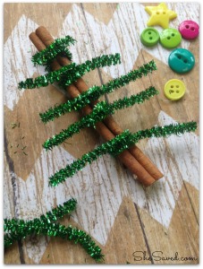 Easy Christmas Craft: Pipe Cleaner Christmas Tree Ornament
