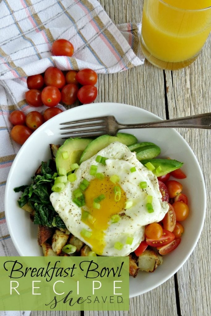 Looking for healthy breakfast options? This Avocado, Egg, and Potato Breakfast Bowl Recipe is an easy and delicious choice for moms on the go!