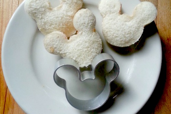 Mickey Mouse Finger Sandwiches + Mickey Mouse Cookie Cutter