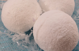 Homemade Bath Fizz Snowballs as Inspired by Disney’s Frozen #DISNEYFROZENEVENT