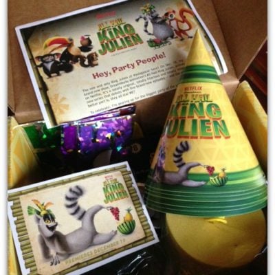 Ring in the New Year with #KingJulien #StreamTeam