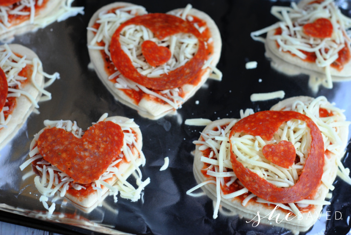 How to make cute Heart Shaped Pizzas