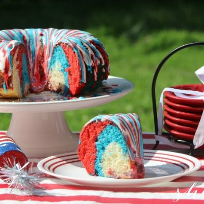 Patriotic Bundt Cake Recipe: a 4th of July Favorite!