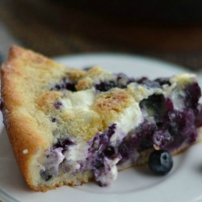 Skillet Blueberry and Cream Cobbler Recipe