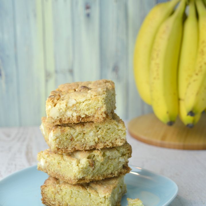 These Banana Pudding Bars are a delicious snack that your family will love. Make sure to pin them for the next time that you want to bake with bananas!