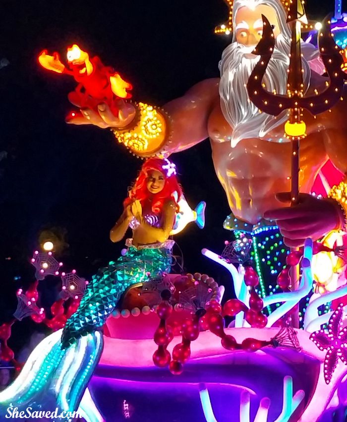 Ariel is all lit up and so amazing in the Disneyland Paint the Night Parade
