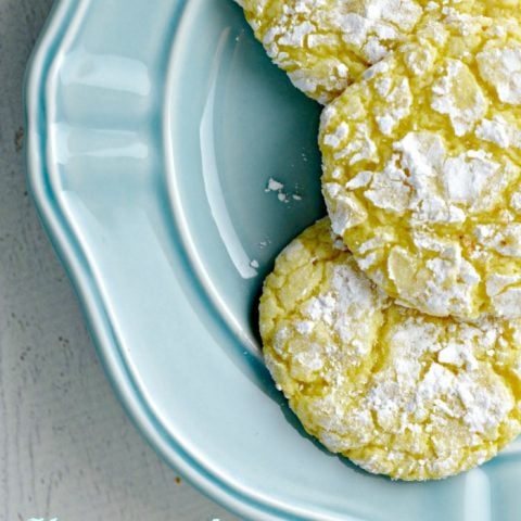 These homemade lemon pudding cookies are as delicious as they are pretty!