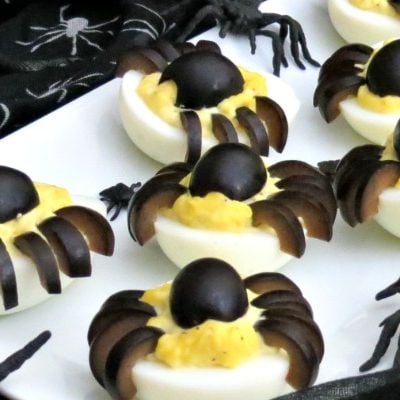 Halloween Side Dish: Spooky Deviled Egg Spiders