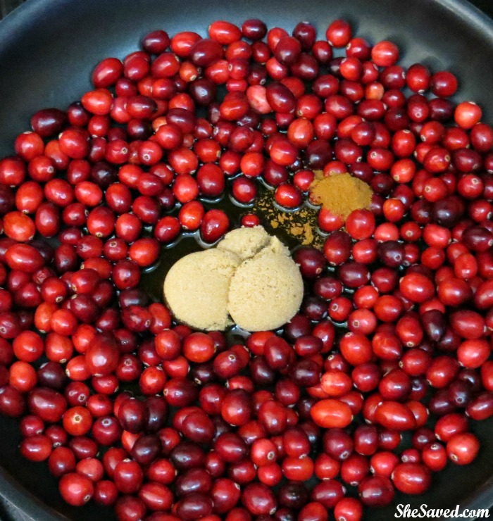 Use this easy recipe to make your own Homemade Cranberry sauce!