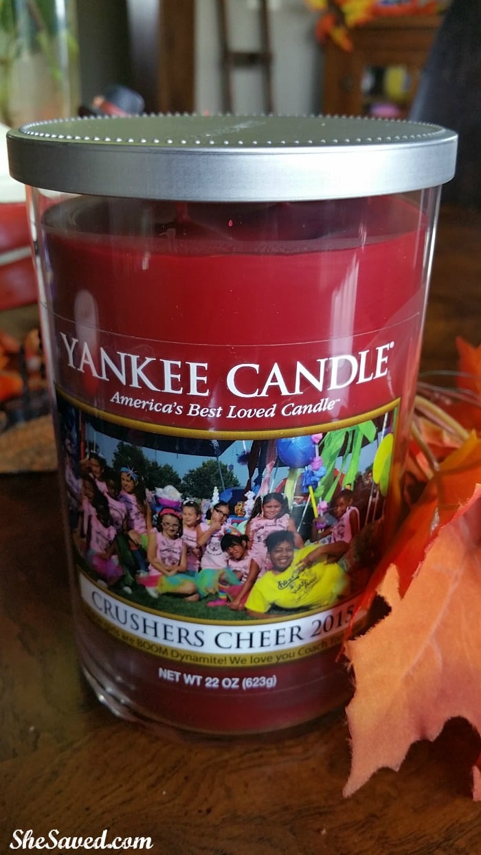 Such a neat idea! Customize a Yankee Candle to make the perfect gift!