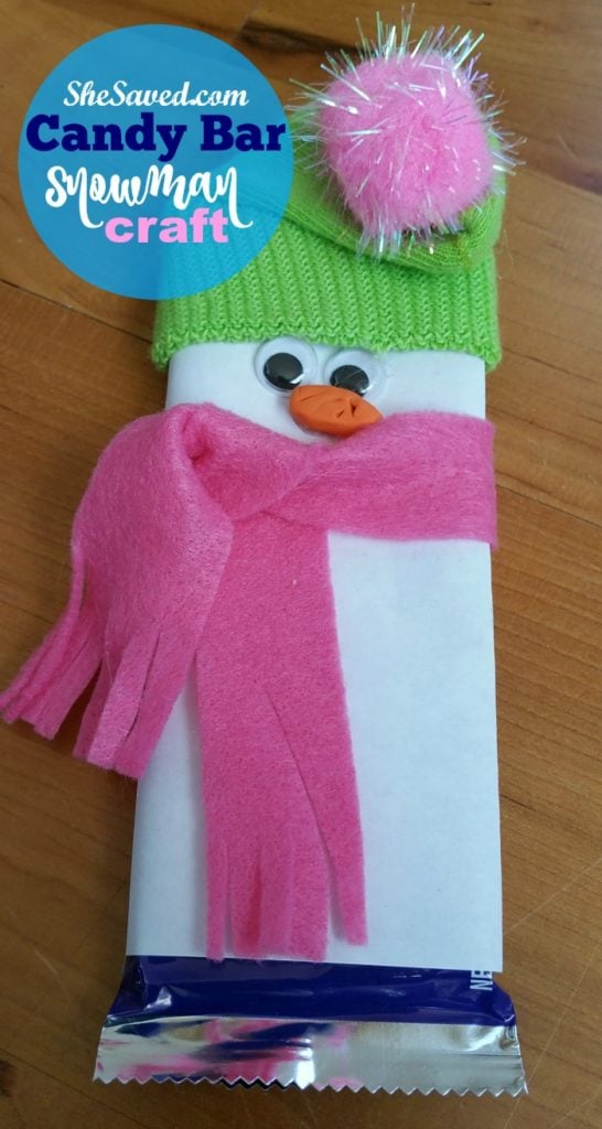 This darling candy bar snowman craft is so easy to make! Such a fun holiday craft to make with the kids!