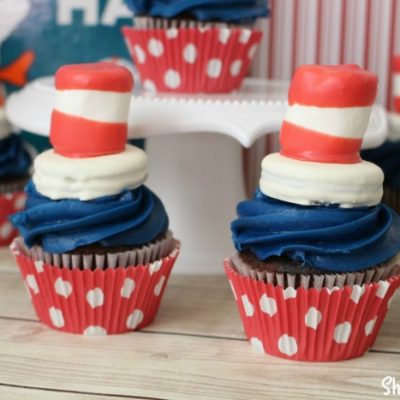 Dr. Seuss Snack: Cat in the Hat Cupcakes