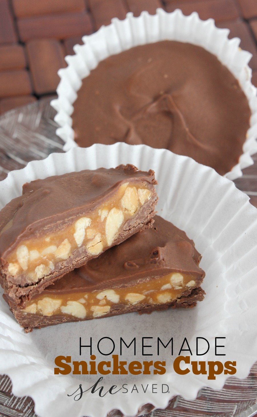 Make your own candy treats with this easy Homemade Snickers recipe!