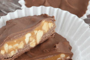 Homemade Snickers Snack Cups Recipe