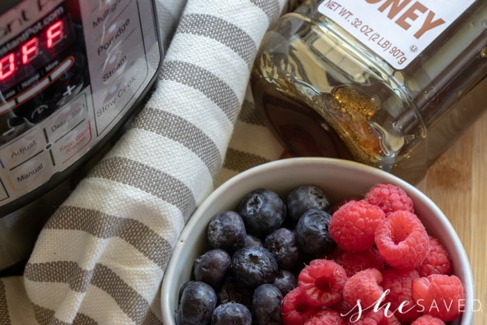 how to make berry compote in instant pot