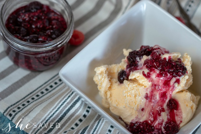 Berry Compote in Instant Pot