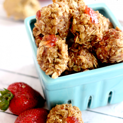 We LOVE this easy energy balls recipe because not only is it no-bake but the addition of peanut butter and jelly makes this a great protein source for sports!