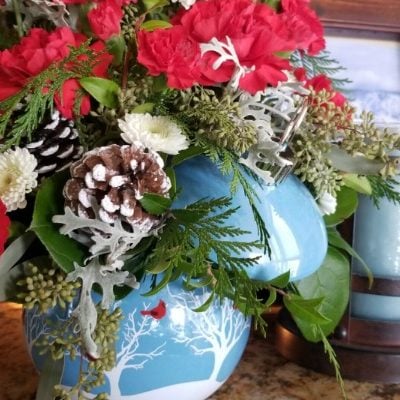 Celebrate Family and Friends with a Teleflora Table