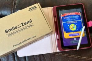 Smile Zemi Review: The Perfect Educational Tablet!